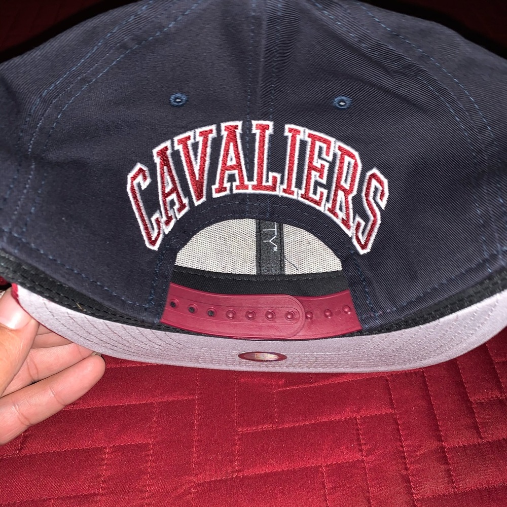 Cavaliers SnapBack - Picture 2 of 5